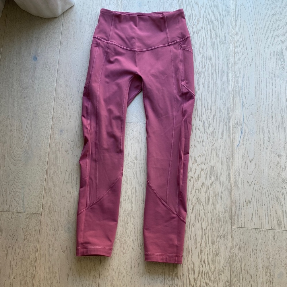 Lululemon wunder under legging size 4 pink